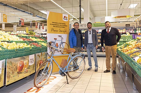 Promocja i jeszcze raz promocja: Kup jabłka - wygraj rower